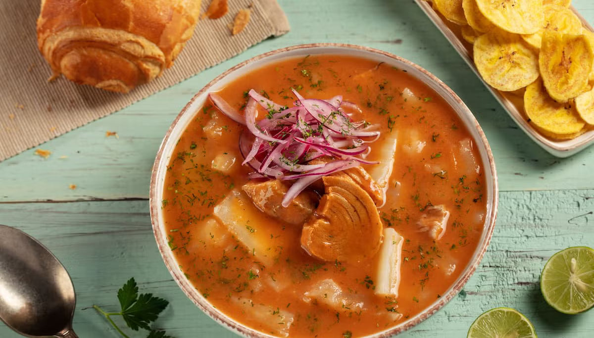 Encebollado de Atún
