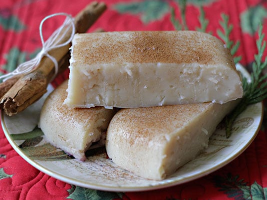 Buñuelos & Natilla